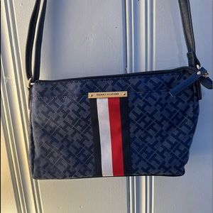Tommy Hilfiger Purse